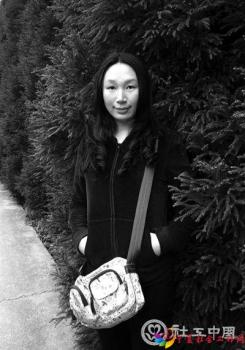 郭丹玥：原培训学校的高管，曾是街道唯一女社工。