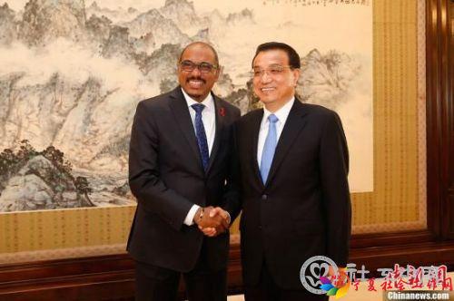 李克强：中国决定建立社会组织参与艾滋病防治基金