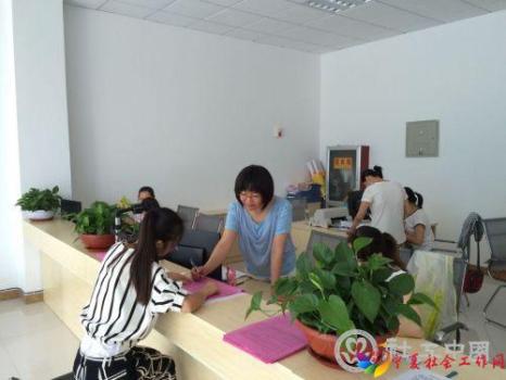 赵丹霞工作照5