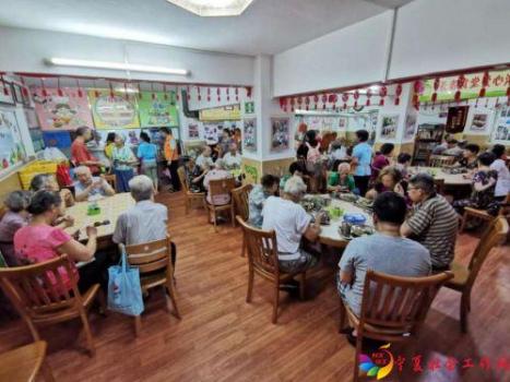 f44d305ea08b23aeb27e07