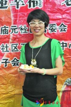 只要自己有能力办好的，丘秀都乐意为居民多走一步、多做一分。