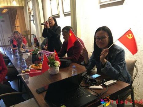 社区党员风采