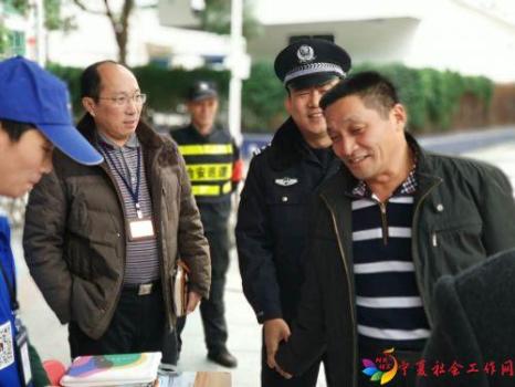 何书记现场指导工作2